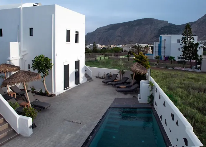 Sun Springs Suites